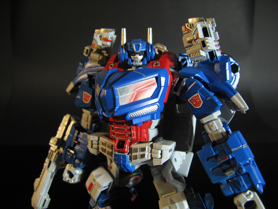 Transformers News: Transtopia Masterclass - War For Cybertron Ultra Magnus Image
