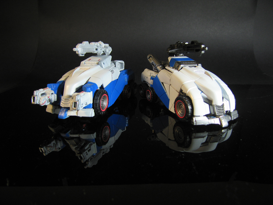 Transformers News: Transtopia Masterclass - War For Cybertron Ultra Magnus Image