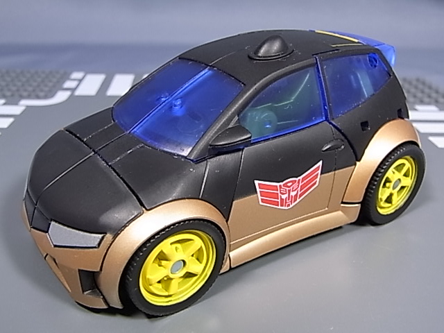 Transformers News: Toy Images of Takara Transformers Animated TA-31 Elite Guard Bumblebee Image
