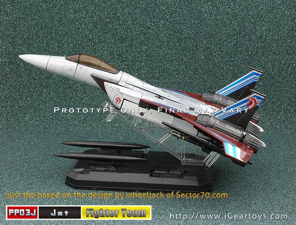 Transformers News: New Images of i-Gear Masterpiece Ramjet Image