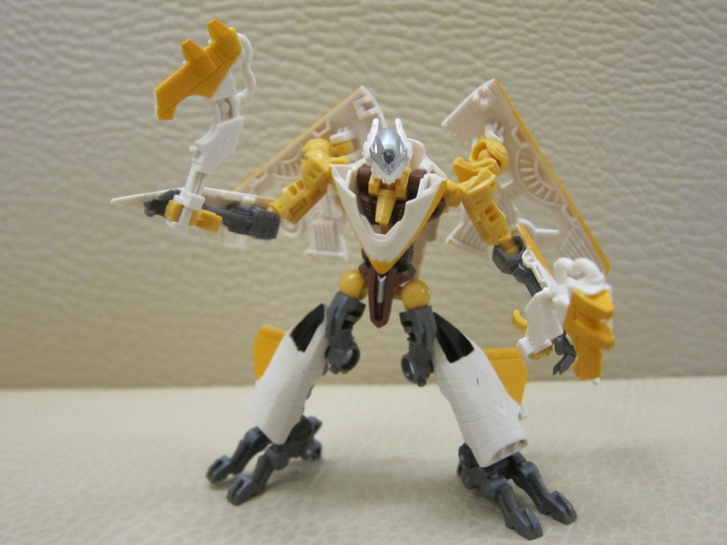 Transformers News: New Images of HFTD Scout Sunspot Image