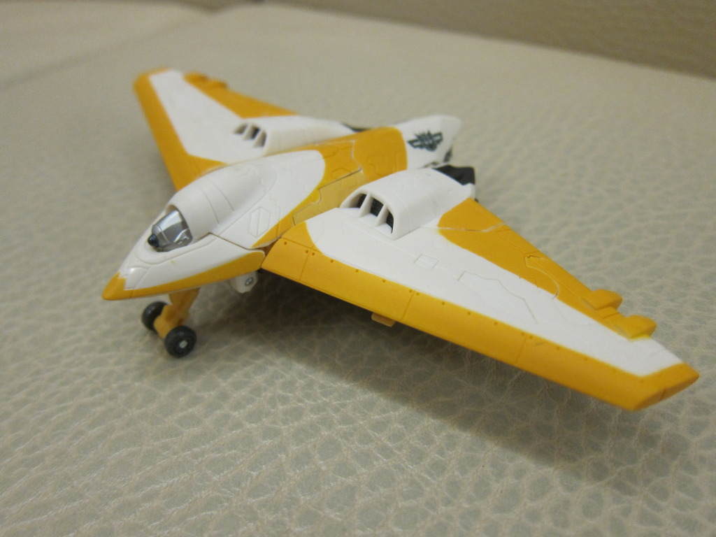 Transformers News: New Images of HFTD Scout Sunspot Image