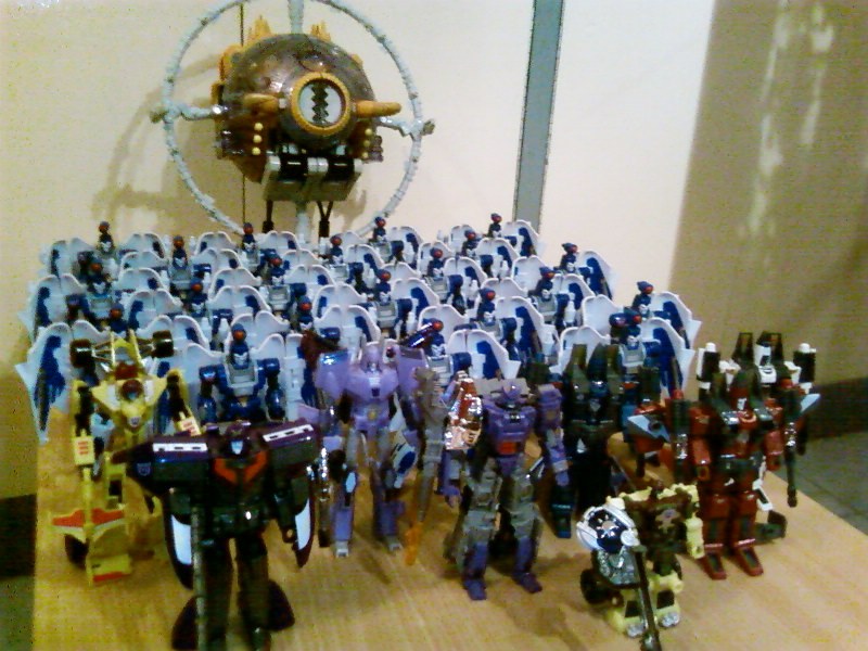 Transformers News: Transtopia Photo Blitz - A Sweep Army Image