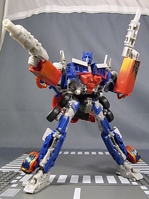 Transformers News: Toy Images of Takara Transformers Autobot Alliance AA-01 Battle Blades Optimus Prime Image