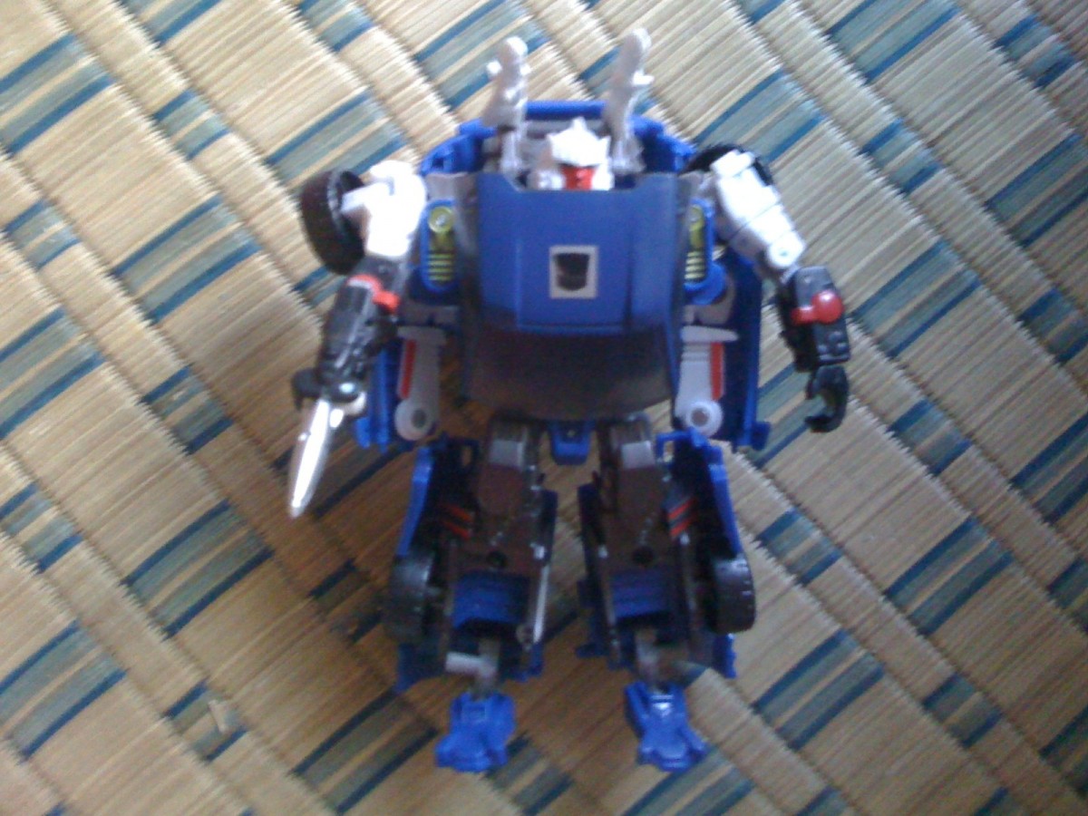Transformers News: More Images of Generations Turbo Tracks Image