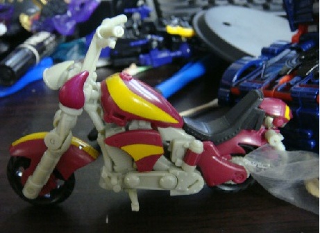 Transformers News: Toy Images of Transformers Scout Class Chopsaw Image