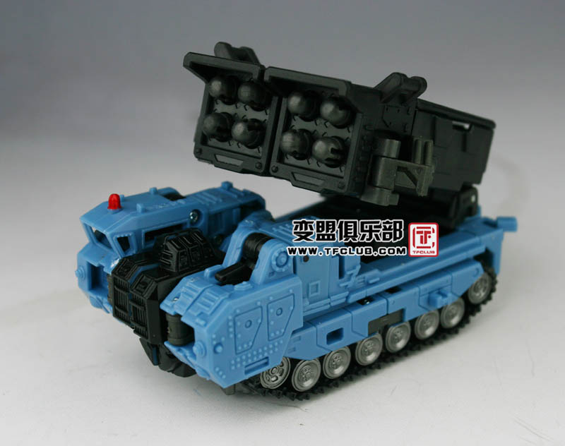 Transformers News: In-Package Images of Reveal The Shield Mindset Image