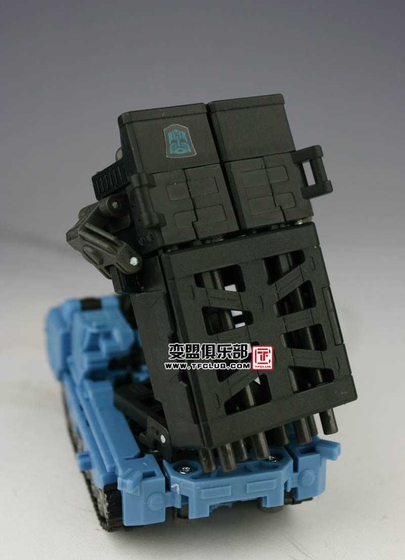 Transformers News: In-Package Images of Reveal The Shield Mindset Image