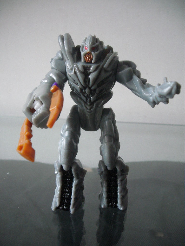 Transformers News: Toy Images of McDonald's Happy Meal - Movie Optimus Prime & Megatron Image