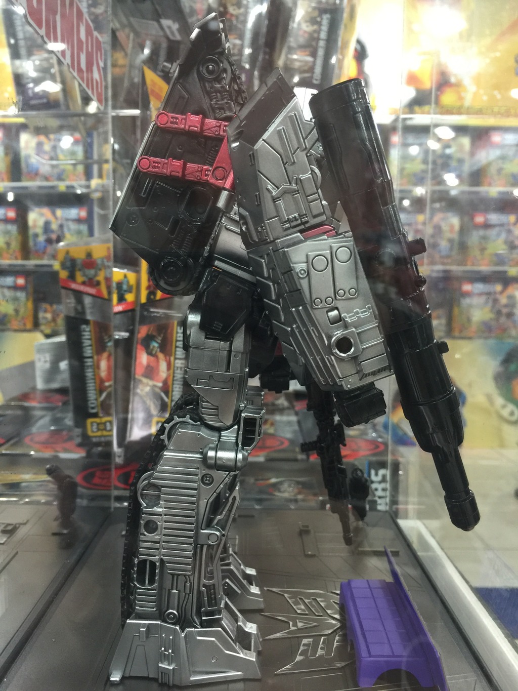 Transformers News: Singapore Contest featuring Transformers Combiner Wars Chrome Megatron