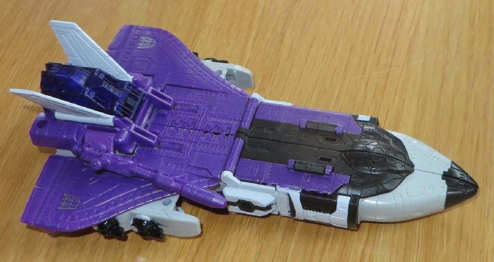 Transformers News: More In Hand Images for Transformers Titans Return and G2 Bruticus Figures Transformers News: More In Hand Images for Transformers Titans Return and G2 Bruticus Figures