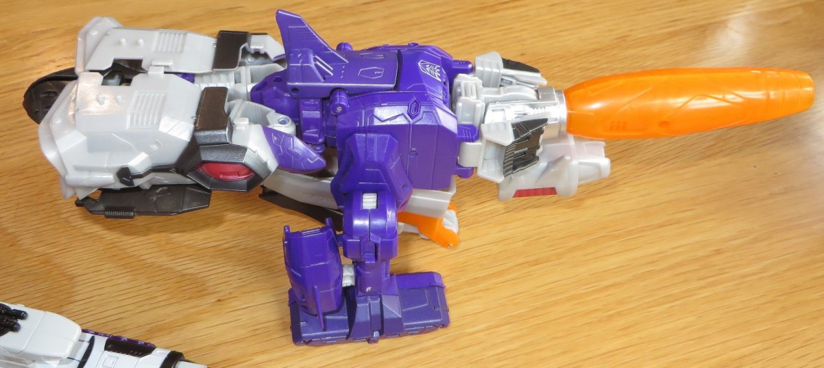 Transformers News: More In Hand Images for Transformers Titans Return and G2 Bruticus Figures Transformers News: More In Hand Images for Transformers Titans Return and G2 Bruticus Figures