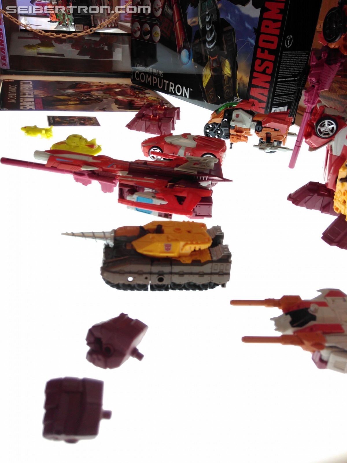 Transformers News: #Botcon2016 Galleries: Hasbro Floor Display - Wave 2 Titans Return, Computron +Technobots, Liokaiser
