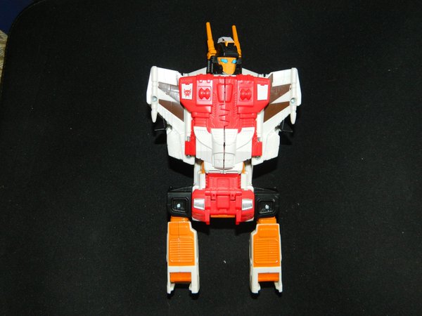 #BotCon2016 'Dawn of the Predacus' Magnaboss Sticker Sheet Instructions