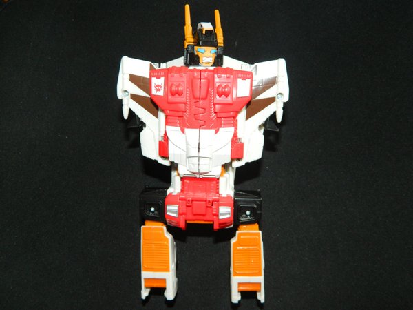 #BotCon2016 'Dawn of the Predacus' Magnaboss Sticker Sheet Instructions