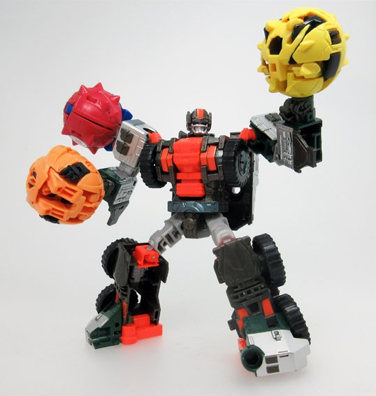 Transformers News: Takara Transformers Unite Warriors UW06 Wandering Roller/Minicon Compatibility