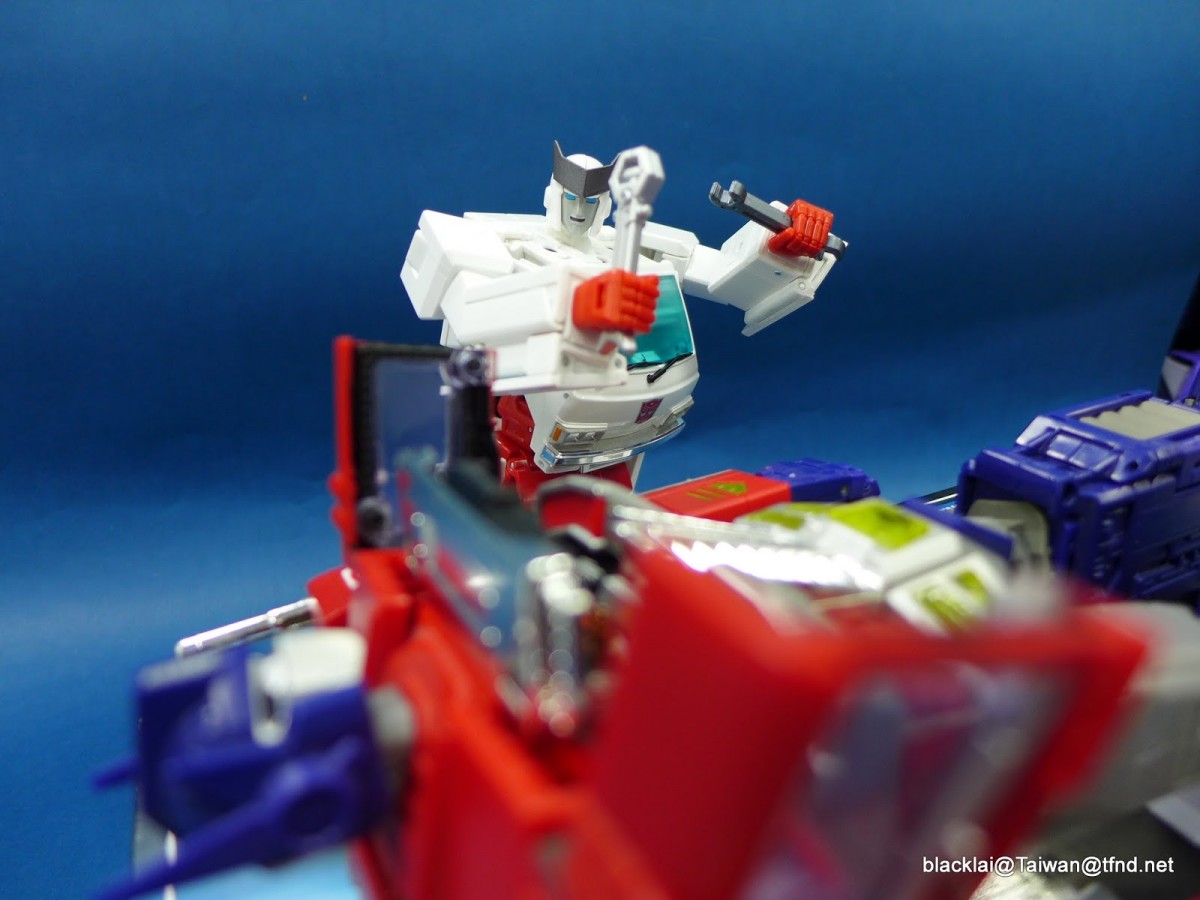 Transformers News: Takara Transformers MP-30 Masterpiece Ratchet In-Hand Images