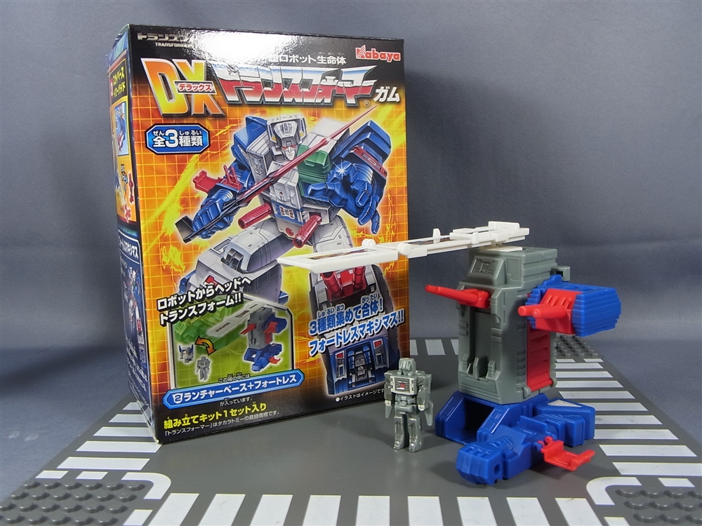 Transformers News: Re: Kabaya Gum Plus Transformers DX Fortress Maximus Series In-Hand Images Transformers News: Re: Kabaya Gum Plus Transformers DX Fortress Maximus Series In-Hand Images