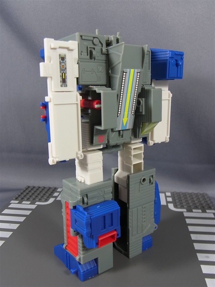 Transformers News: Re: Kabaya Gum Plus Transformers DX Fortress Maximus Series In-Hand Images Transformers News: Re: Kabaya Gum Plus Transformers DX Fortress Maximus Series In-Hand Images