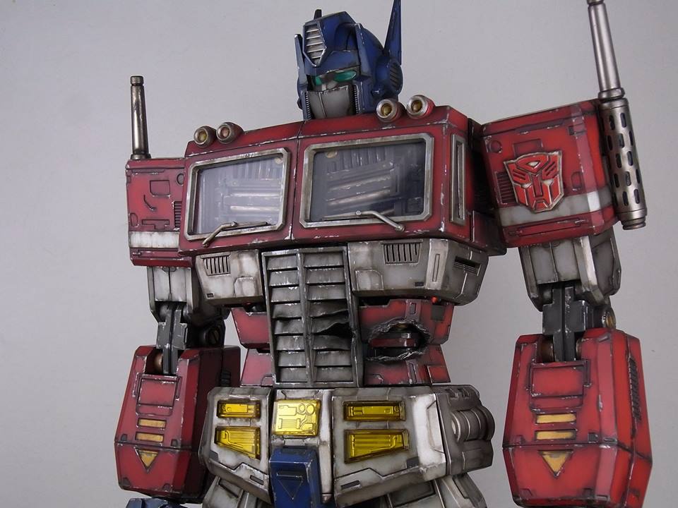 Transformers News: Ultimetal UM-03 Ultra Magnus and UM-01 Battle Damaged Prime Colored Images
