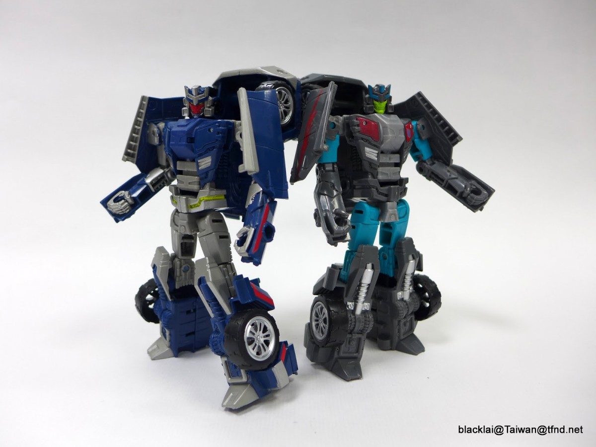 Transformers News: In-Hand Images - Takara Transformers Unite Warriors UW06 Grand Galvatron