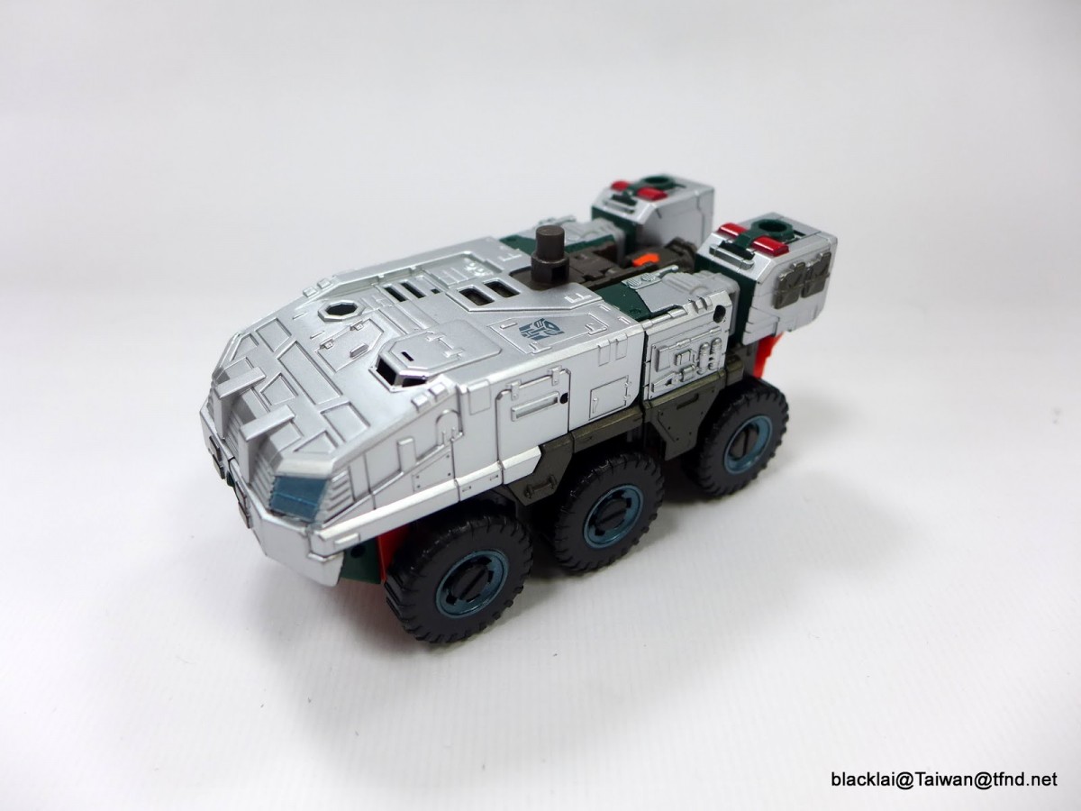Transformers News: In-Hand Images - Takara Transformers Unite Warriors UW06 Grand Galvatron