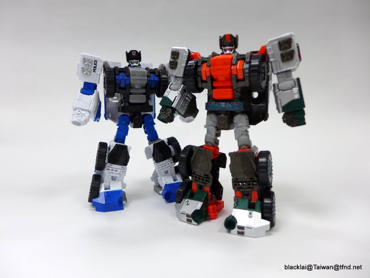 Transformers News: In-Hand Images - Takara Transformers Unite Warriors UW06 Grand Galvatron