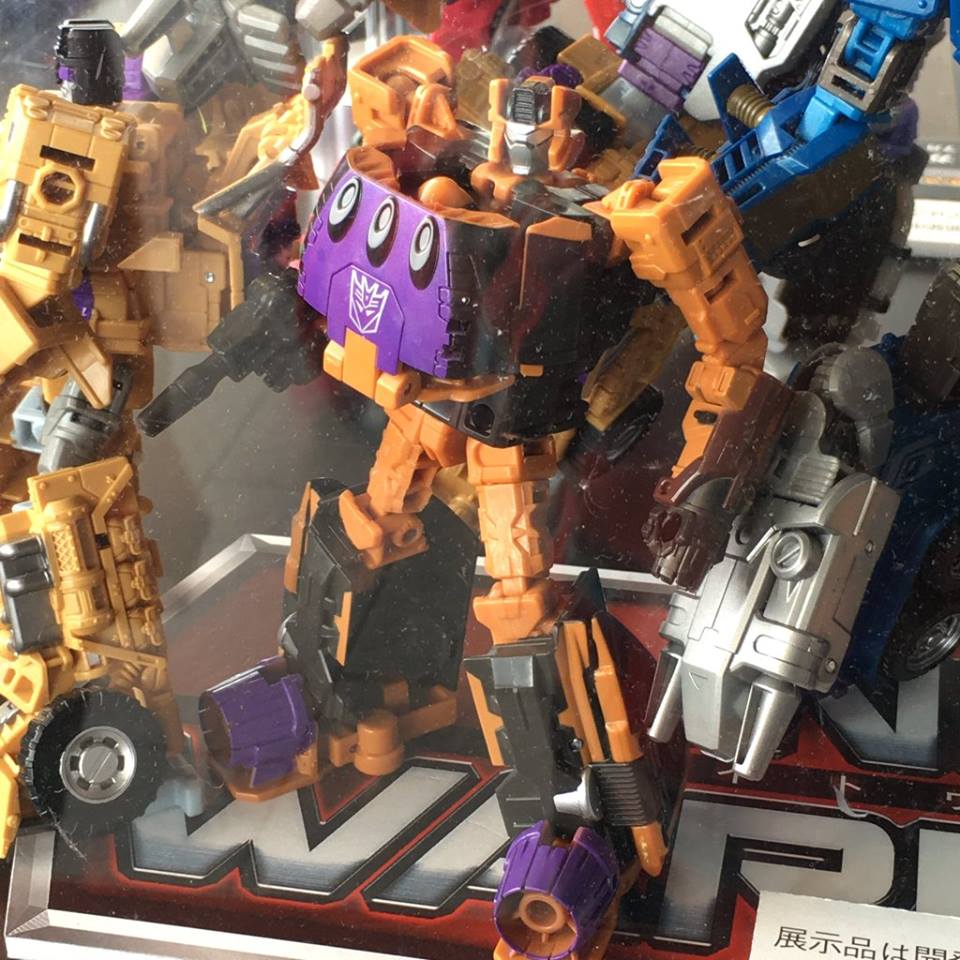 Transformers News: TakaraTomy Transformers Unite Warriors - UW-07 Bruticus On Display