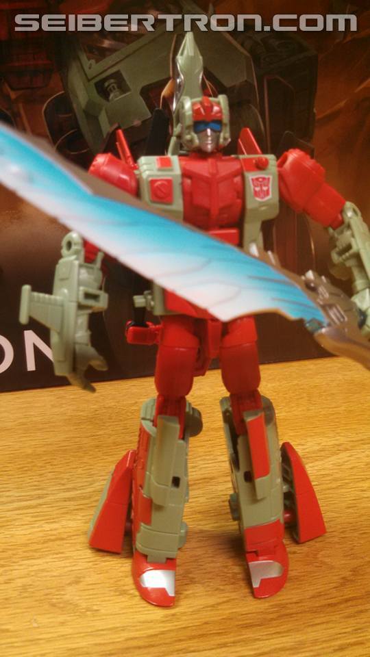 Transformers News: Pictorial Review and Tips: Combiner Wars Fan Built Bot: Victorion and the Rust Renegades Transformers News: Pictorial Review and Tips: Combiner Wars Fan Built Bot: Victorion and the Rust Renegades