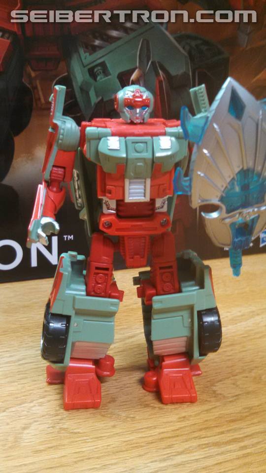 Transformers News: Pictorial Review and Tips: Combiner Wars Fan Built Bot: Victorion and the Rust Renegades Transformers News: Pictorial Review and Tips: Combiner Wars Fan Built Bot: Victorion and the Rust Renegades