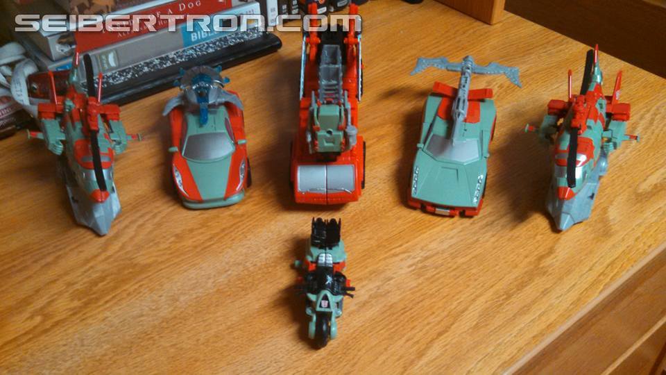 Transformers News: Pictorial Review and Tips: Combiner Wars Fan Built Bot: Victorion and the Rust Renegades Transformers News: Pictorial Review and Tips: Combiner Wars Fan Built Bot: Victorion and the Rust Renegades