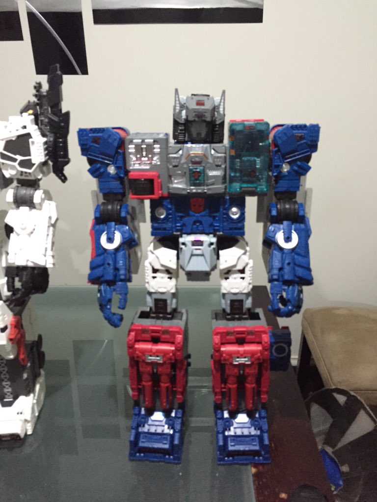 Transformers News: Transformers Titans Return Fortress Maximus In-Hand Transformers News: Transformers Titans Return Fortress Maximus In-Hand