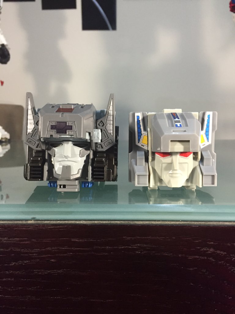 Transformers News: Transformers Titans Return Fortress Maximus In-Hand Transformers News: Transformers Titans Return Fortress Maximus In-Hand