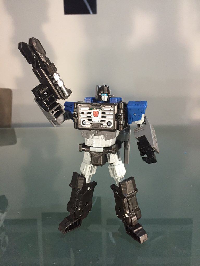 Transformers News: Transformers Titans Return Fortress Maximus In-Hand Transformers News: Transformers Titans Return Fortress Maximus In-Hand