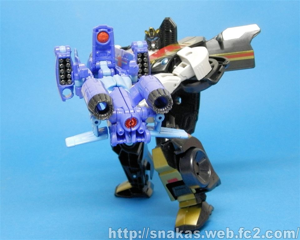 Transformers News: In Hand Images for Takara Tomy Transformers TAV VS-SP Dogfight vs. Decepticon Runamuck Transformers News: In Hand Images for Takara Tomy Transformers TAV VS-SP Dogfight vs. Decepticon Runamuck