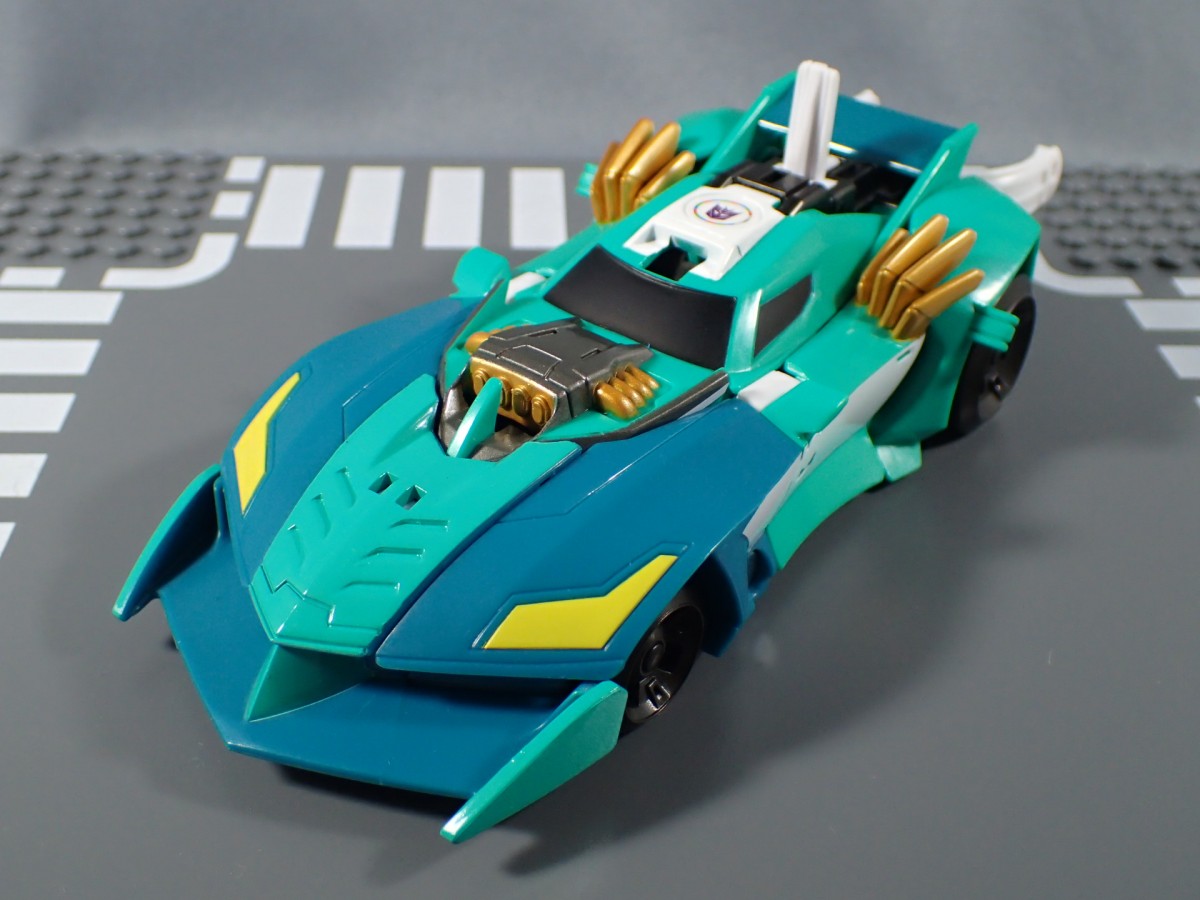 Transformers News: TakaraTomy Transformers Adventure: TAV-47 Crazybolt In And Out Of Packaging