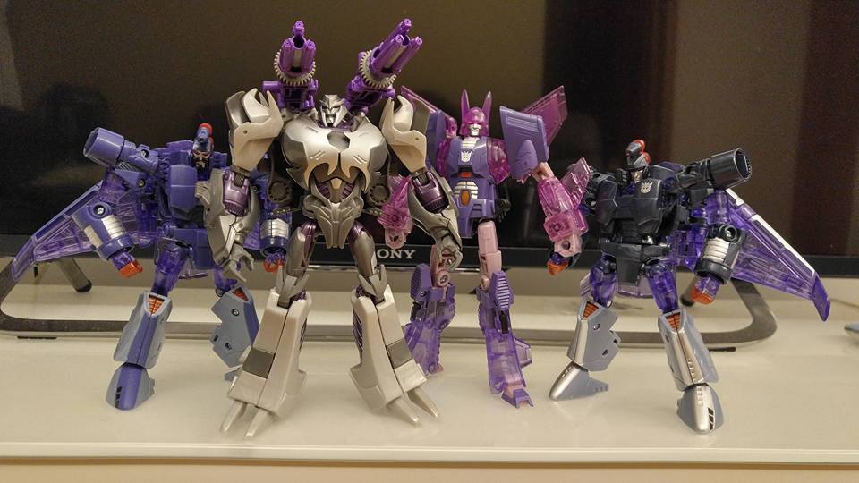 Transformers News: Transformers Generations 2016 Platinum Edition: Armada of Cyclonus - In Hand Transformers News: Transformers Generations 2016 Platinum Edition: Armada of Cyclonus - In Hand