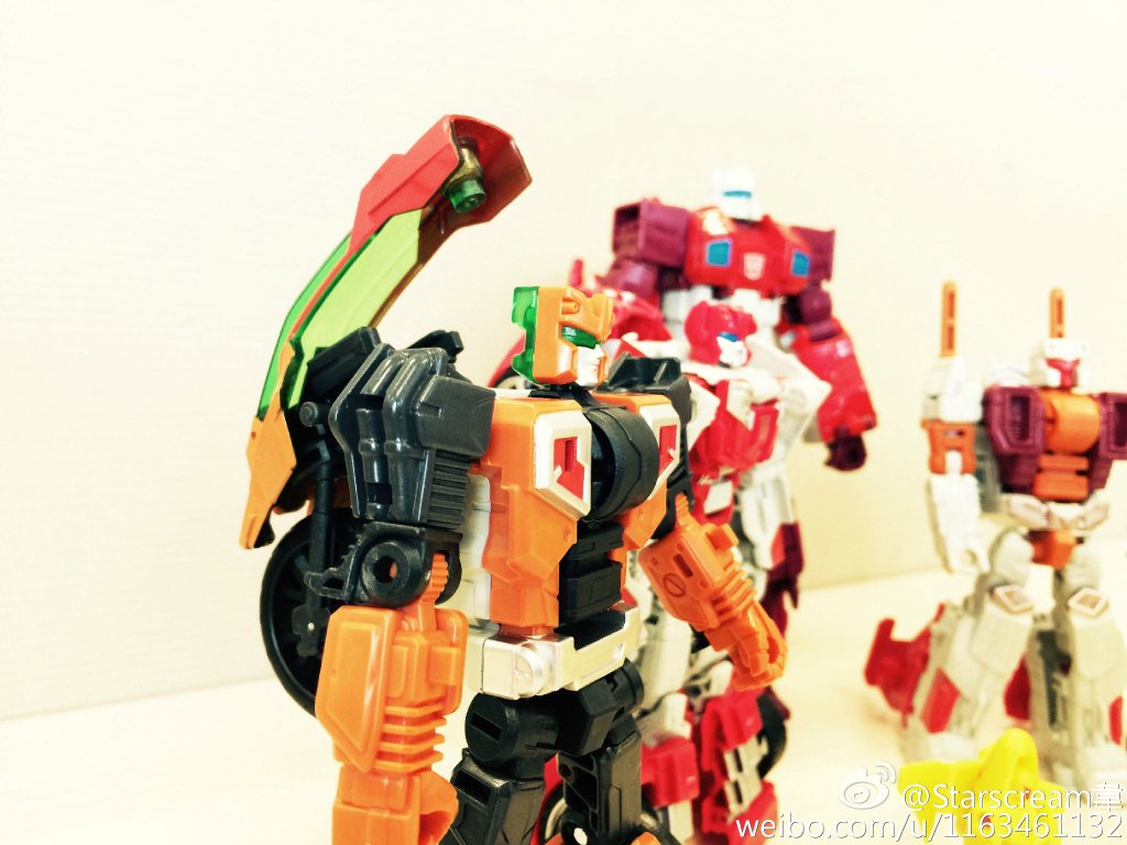 Transformers News: Transformers Combiner Wars Computron In-Hand Images