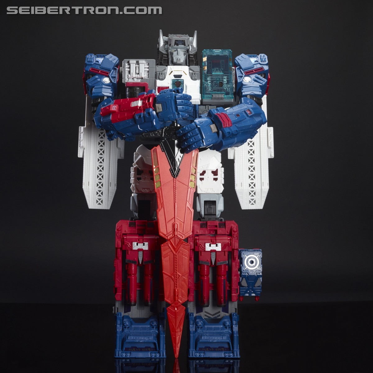 Transformers News: Additional images of SDCC 2016 Titans Return Fortress Maximus with Master Sword Transformers News: Additional images of SDCC 2016 Titans Return Fortress Maximus with Master Sword
