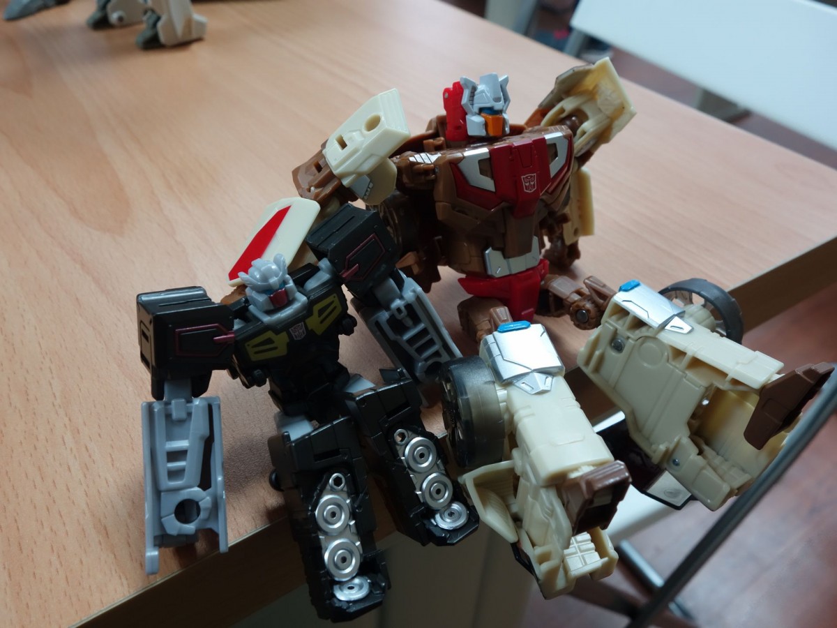 Transformers News: In Hand and G1 Comparison Images of Transformers Titans Return Chromedome and Highbrow