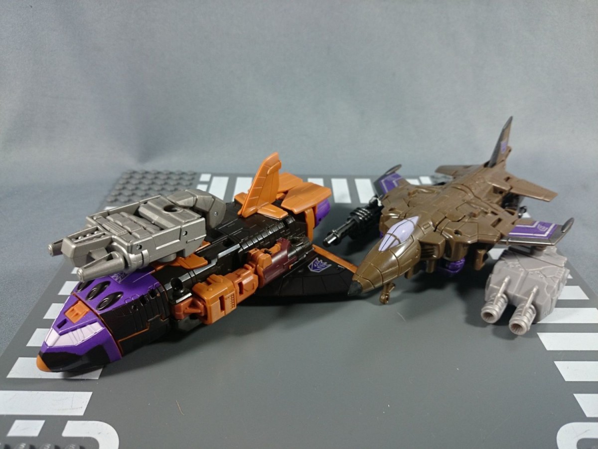 Transformers News: TakaraTomy Transformers Unite Warriors UW-07 Bruticus Comparisons