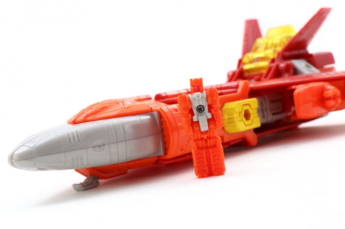 Transformers News: Transformers Titans Return In-Hand Galleries Voyager Class Sentinel Prime and Galvatron Transformers News: Transformers Titans Return In-Hand Galleries Voyager Class Sentinel Prime and Galvatron