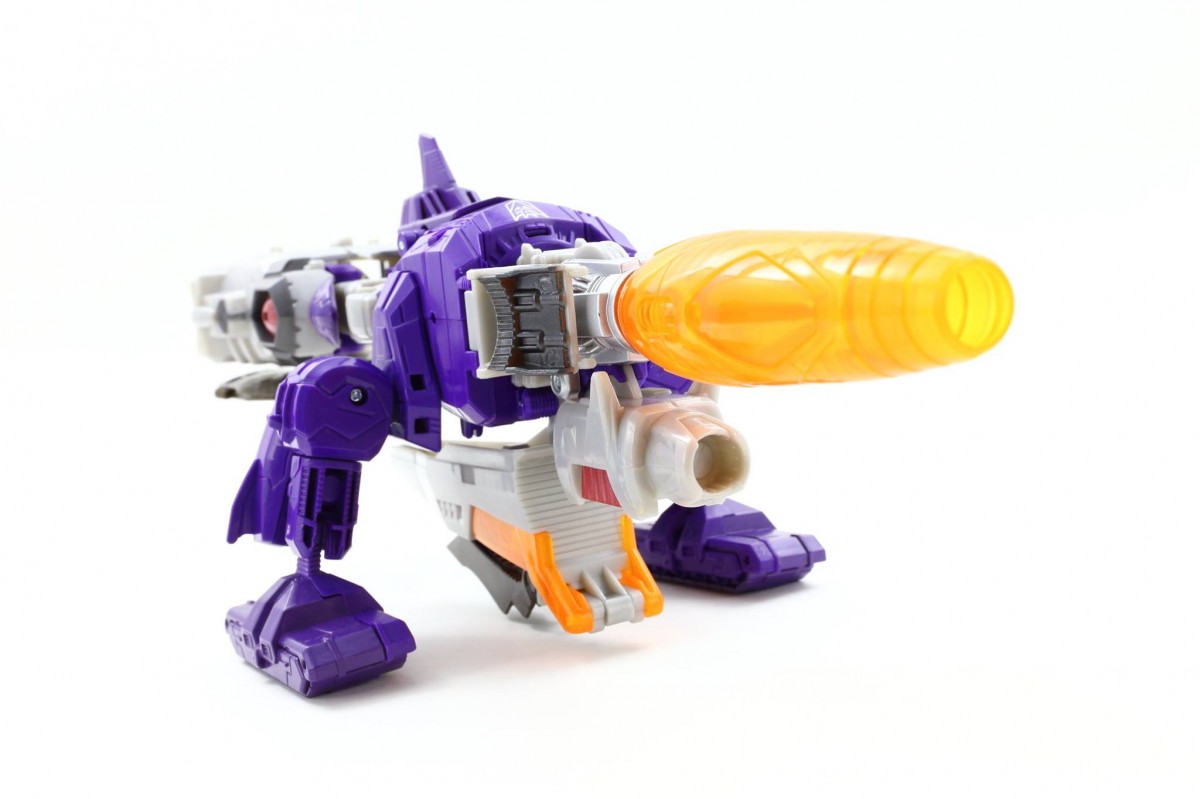 Transformers News: Transformers Titans Return In-Hand Galleries Voyager Class Sentinel Prime and Galvatron Transformers News: Transformers Titans Return In-Hand Galleries Voyager Class Sentinel Prime and Galvatron