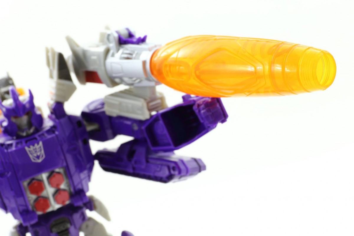 Transformers News: Transformers Titans Return In-Hand Galleries Voyager Class Sentinel Prime and Galvatron Transformers News: Transformers Titans Return In-Hand Galleries Voyager Class Sentinel Prime and Galvatron