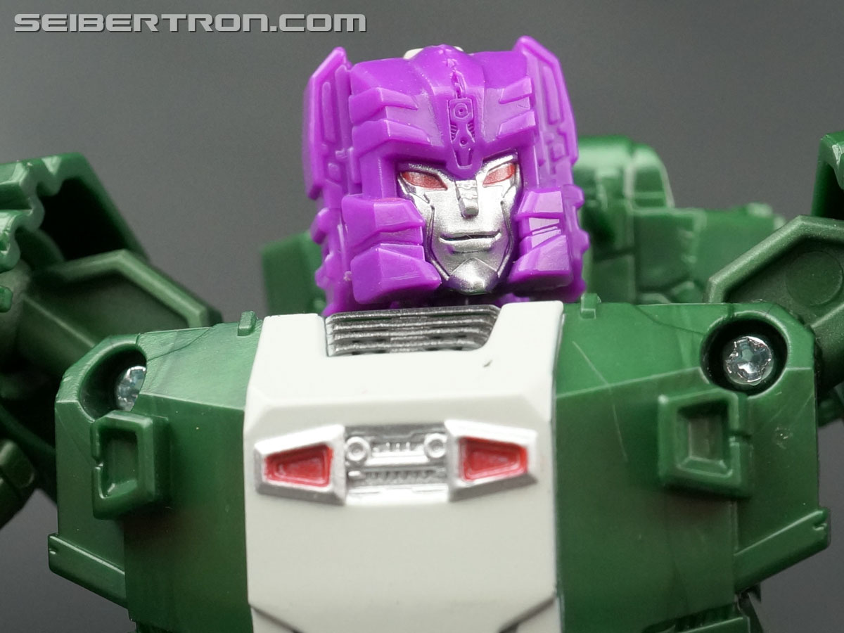 Transformers News: Transformers Titans Return Head Interchangeability Featuring Titan Masters Wave 1 and Deluxe Wave 1