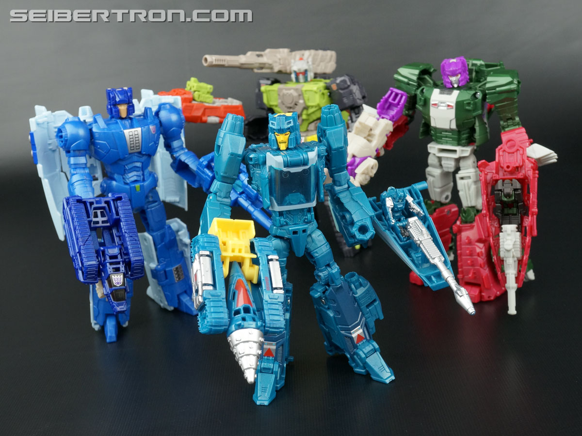 Transformers News: Transformers Titans Return Head Interchangeability Featuring Titan Masters Wave 1 and Deluxe Wave 1