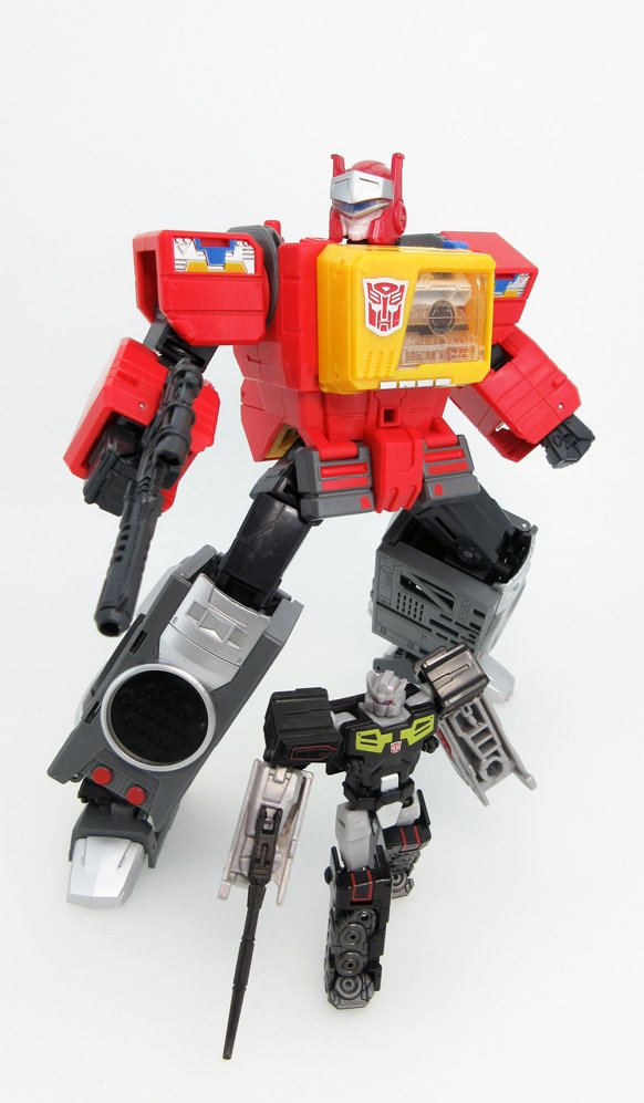 Transformers News: New Images - Takara Tomy Transformers Legends LG25 Blurr and LG27 Blaster Transformers News: New Images - Takara Tomy Transformers Legends LG25 Blurr and LG27 Blaster
