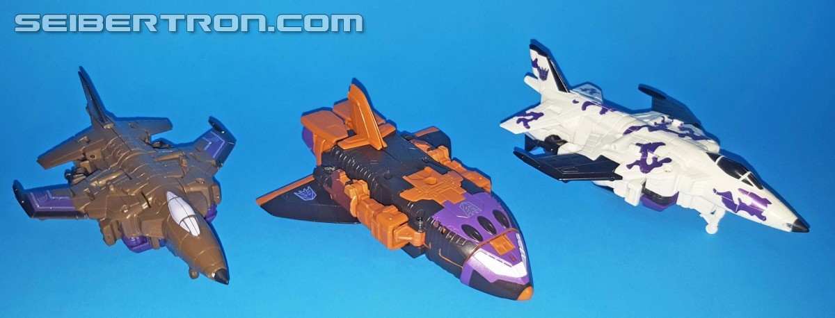 Transformers News: Battle Of The Brutici - Seibertron User Review: Unite Warriors, Combiner Wars, G2 Bruticus