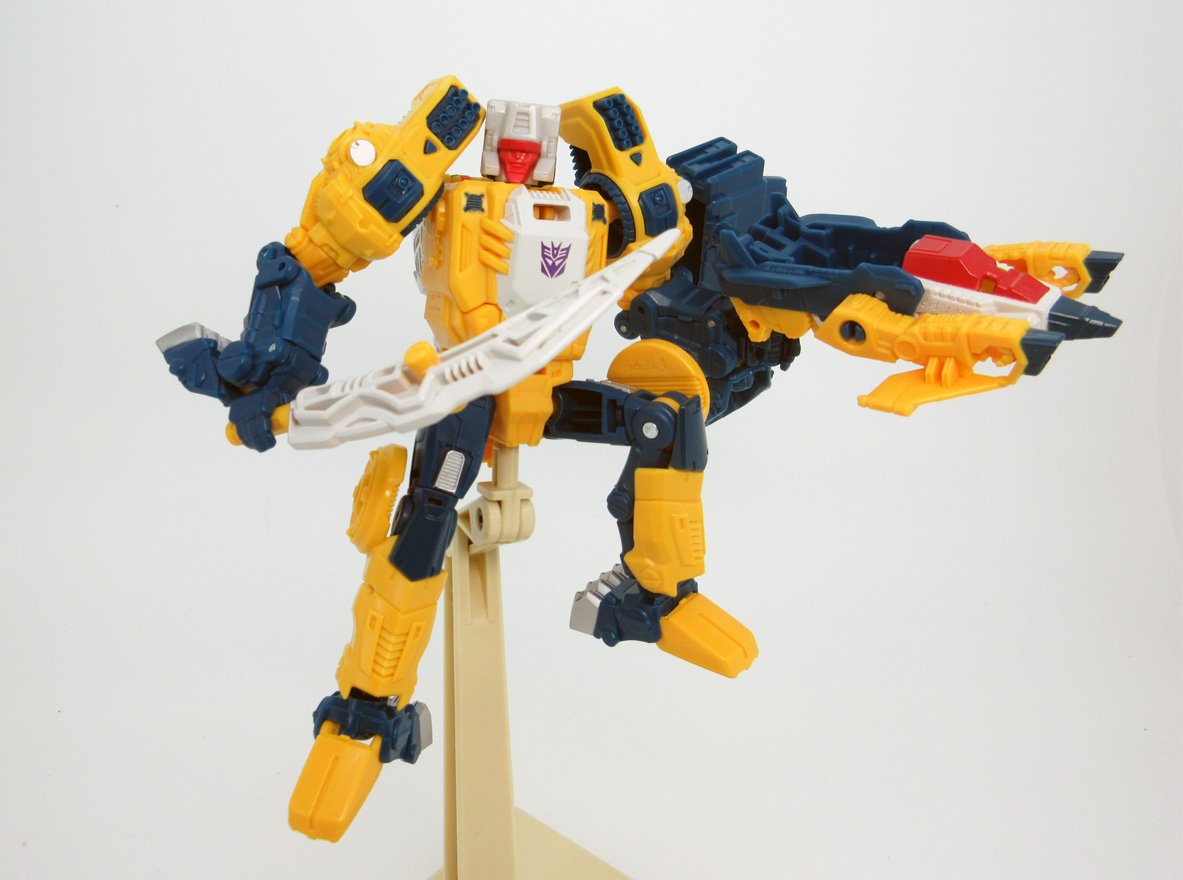 Transformers News: Takara Tomy Transformers Legends LG30 Weirdwolf Picture