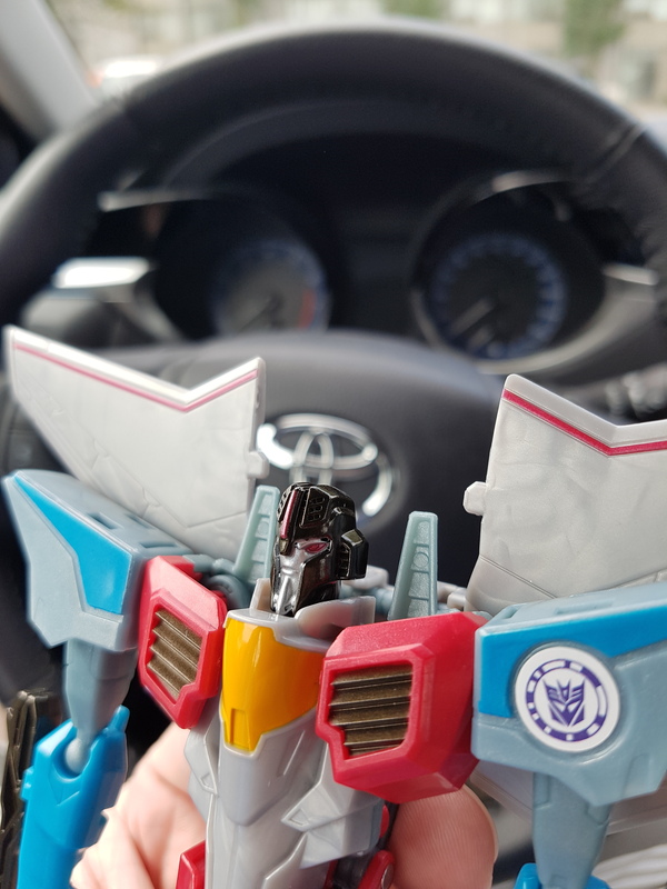Transformers News: In-Hand Images - Transformers Robots in Disguise Warrior Class Starscream